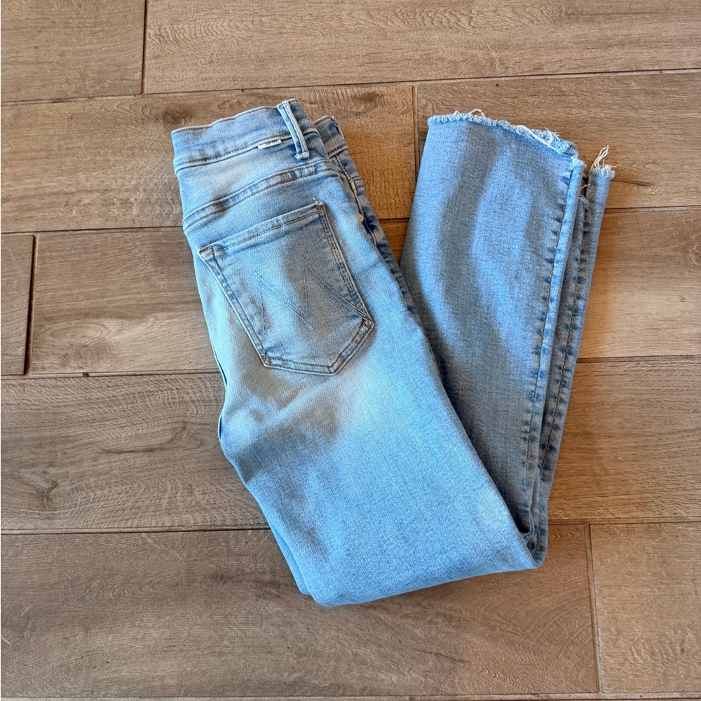 MOTHER The Insider Crop Step Fray (28)